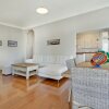 Отель Manly Beach Bed & Breakfast and Executive Apartments, фото 2