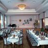 Отель Sächsisches Haus в Бад-Готлойба-Берггисхюбеле