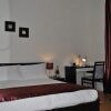 Отель AB11 Town House Hotel, фото 4