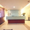Отель Curzon Suites, фото 2