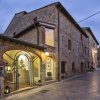 Отель Romantik Hotel Monteriggioni в Монтериджони