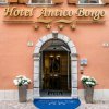 Отель Antico Borgo в Рива-дель-Гарде