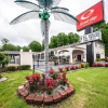 Отель Memorylane Inn & Suites, фото 13