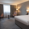 Отель DoubleTree by Hilton Dartford Bridge, фото 4