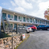 Отель Park Lane Suites and Inn, фото 1