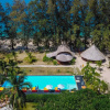 Отель Long Beach Chalet, фото 8