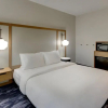 Отель Fairfield Inn & Suites by Marriott Southport, фото 5