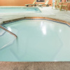 Отель Super 8 by Wyndham Roseburg, фото 10