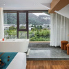Отель Lanting Elegant Restaurant Hotel (Zhangjiajie National Forest Park Sign Store), фото 4