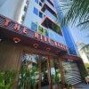 Отель The Hive Beach Hotel в Мале