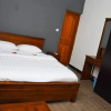 Отель Equator HomeStay, фото 3