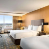 Отель DoubleTree by Hilton Pointe Claire Montreal Airport West, фото 2