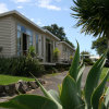 Отель Takapuna Beach Holiday Park в Норте-Окленде