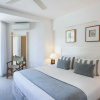 Отель Maison Noosa Beachfront Resort, фото 6
