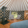 Отель Oasis, Wanaka Yurt Accommodation, фото 6