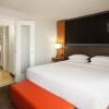 Отель Hilton Toronto Airport Hotel & Suites, фото 3
