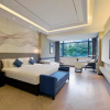 Отель Chengdu Oriental Mehood Lestie Hotel, фото 1