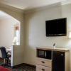 Отель Memorylane Inn & Suites, фото 7
