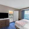 Отель La Quinta Inn & Suites by Wyndham Houston Channelview, фото 13