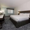 Отель La Quinta Inn & Suites by Wyndham Santa Cruz, фото 13