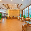Отель Sanya Baohong Hotel Side Tower, фото 2