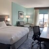 Отель La Quinta Inn & Suites by Wyndham Santa Cruz, фото 4