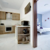 Отель Idyllic Apartment Steps From the Promenade, фото 10