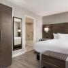 Отель Embassy Suites by Hilton Montreal Airport, фото 6