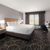 Отель La Quinta Inn & Suites by Wyndham Meridian, фото 3