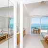 Отель B1 Beachfront Apartments, фото 6