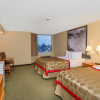 Отель Ramada by Wyndham Niagara Falls Near the Falls, фото 3