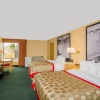 Отель Ramada by Wyndham Niagara Falls Near the Falls, фото 4