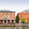 Отель Premier Inn Manchester Salford Quays, фото 13