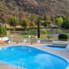Отель Western Holiday Lodge Three Rivers, фото 25