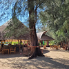 Отель Long Beach Chalet, фото 14