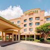 Отель Courtyard by Marriott Roanoke Airport в Роанке