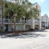 Отель Super 8 by Wyndham Orlando Near Florida Mall, фото 1