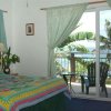 Отель Blue Tile Beach House в Паиа