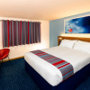 Отель Travelodge Northampton Central, фото 2