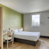 Отель B&B HOTEL Clermont-Ferrand Gerzat 1, фото 4