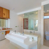 Отель White Whale Beachfront Pool Villa, фото 10
