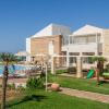 Отель Kostakis Beach Apartments в Геранях