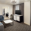 Отель DoubleTree Suites by Hilton Hotel Detroit Downtown - Fort Shelby, фото 15