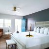 Отель Ivory Sands Beach Suites, фото 6