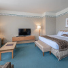 Отель Cedars Inn Hotel & Convention Center, фото 3