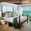 Отель Ocean Key Resort - A Noble House Resort в Ки-Уэсте
