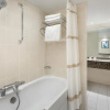 Отель Delta Hotels by Marriott Heathrow Windsor, фото 21
