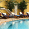 Отель Four Seasons Place, фото 11