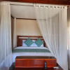 Отель Blue Lagoon Chalets, фото 2