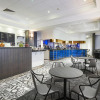Отель DoubleTree by Hilton Dartford Bridge, фото 9